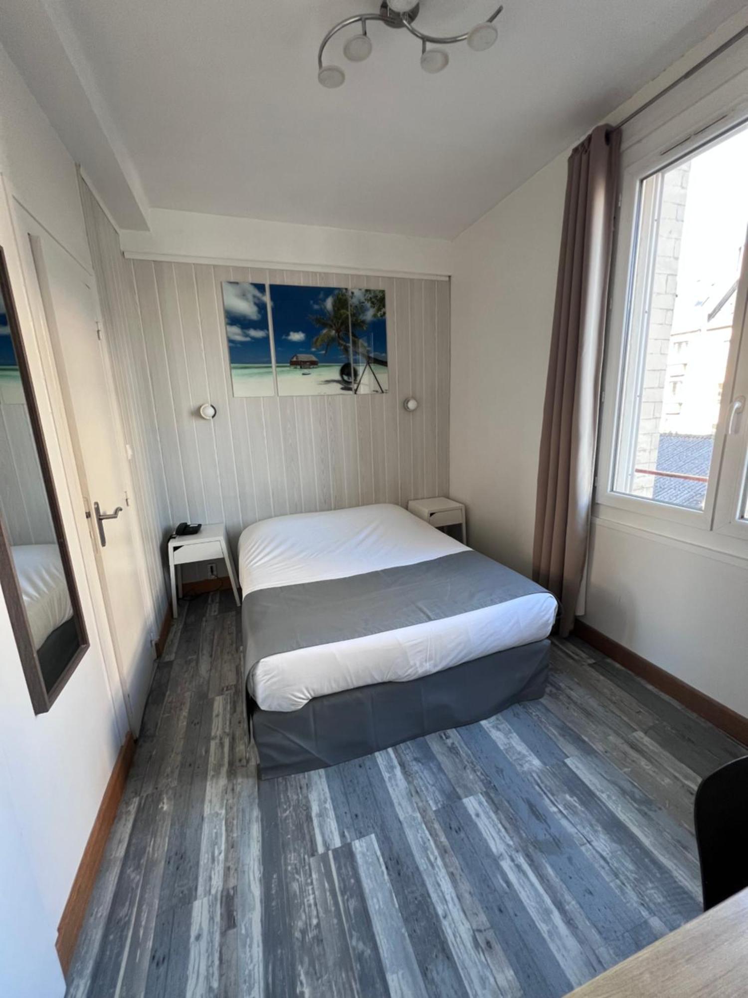 Hotel De L'Univers Кан Екстериор снимка