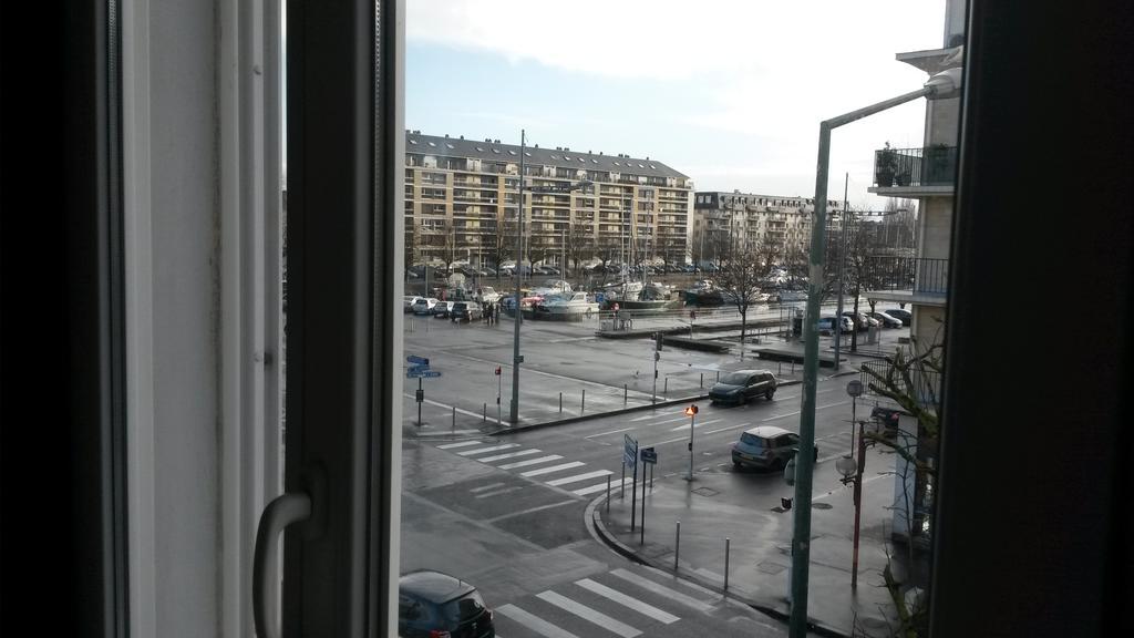 Hotel De L'Univers Кан Екстериор снимка